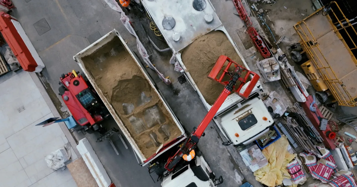 Gypsol screed poured in a commercial construction site
