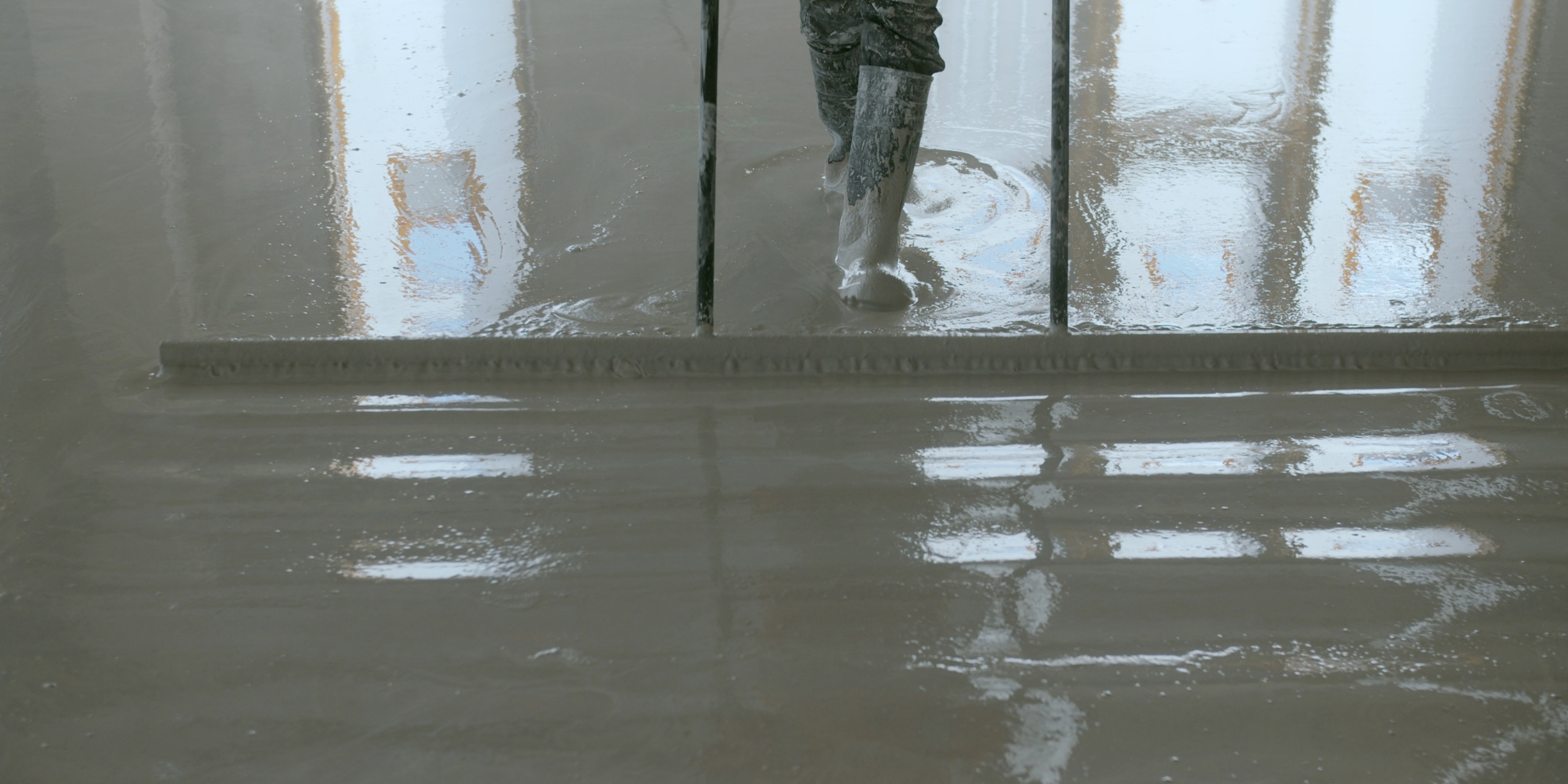 an image to represent cold weather screeding