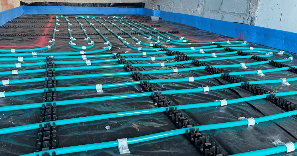 an image showing UFH before energy efficient screed is installed