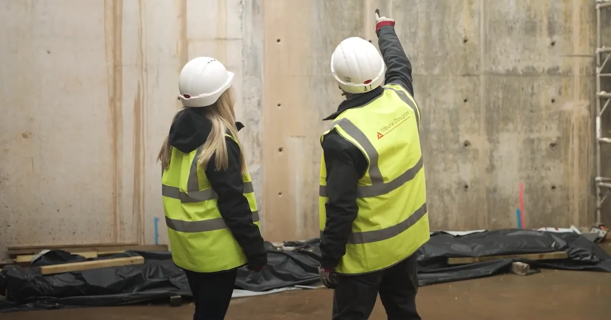 an image showing the build of derriford hospital with a radiation shielding aggregate
