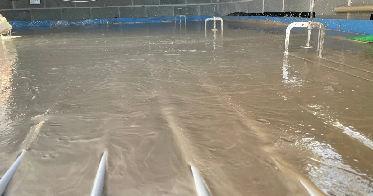 an image showing UFH and screed